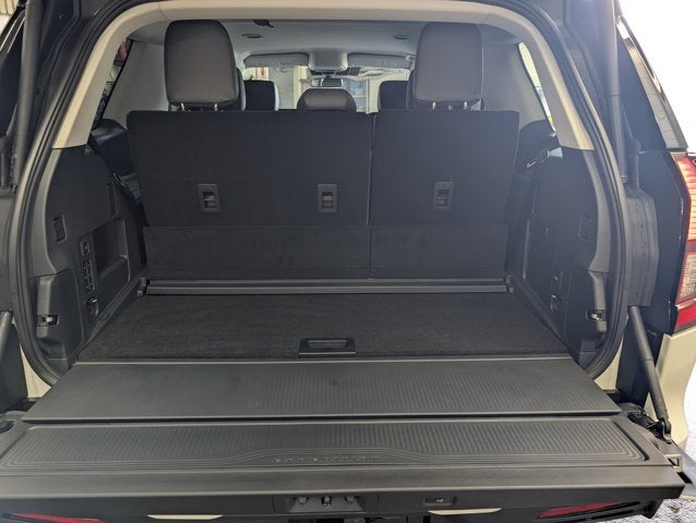 2027 Ford Expedition Active
