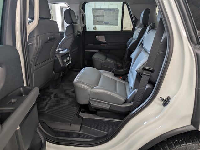 2027 Ford Expedition Active