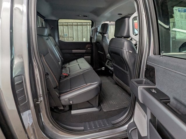 2025 Ford Super Duty F-250 SRW F-250® Lariat®