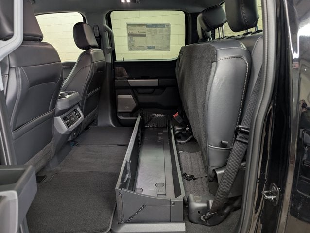 2026 Ford Super Duty F-350 SRW F-350® Lariat®