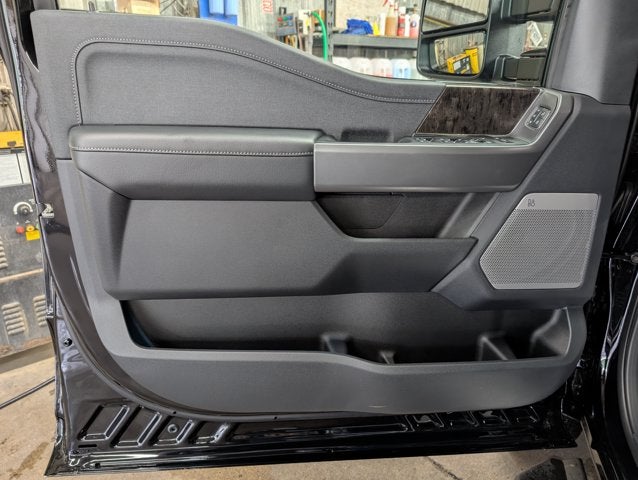 2026 Ford Super Duty F-350 SRW F-350® Lariat®
