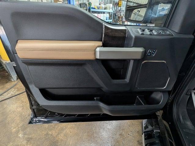 2022 Ford Super Duty F-350 SRW LARIAT