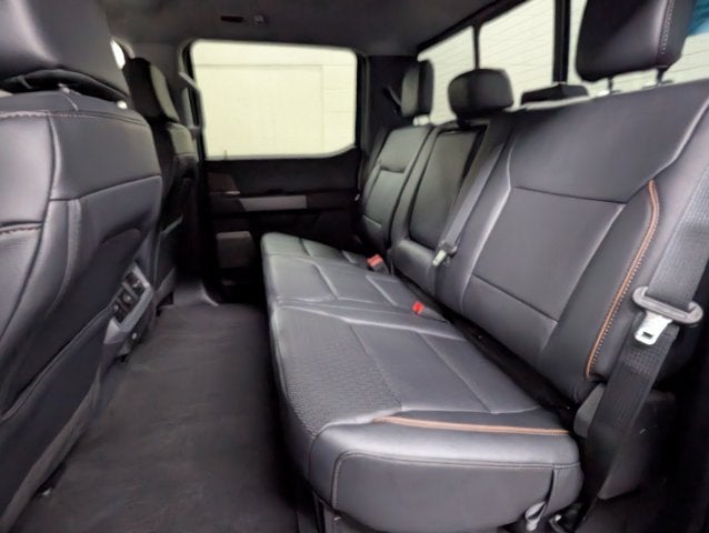 2026 Ford Super Duty F-350 SRW F-350® Lariat®