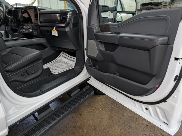 2026 Ford Super Duty F-350 SRW F-350® Lariat®