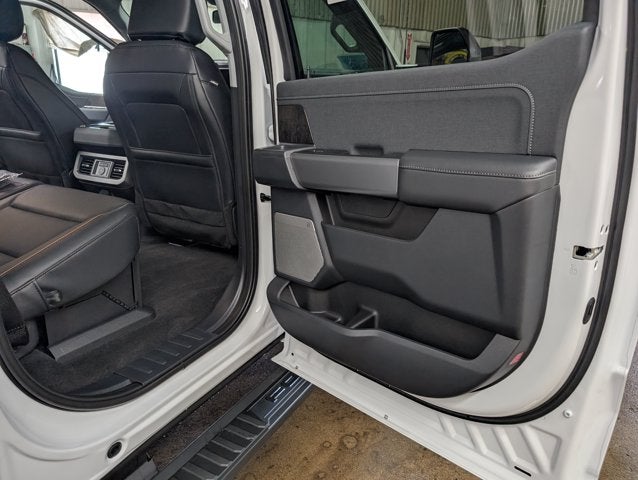 2026 Ford Super Duty F-350 SRW F-350® Lariat®