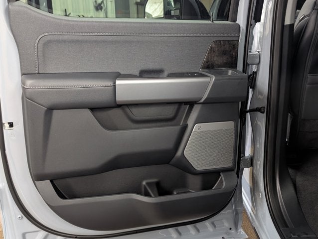 2026 Ford Super Duty F-350 SRW F-350® Lariat®