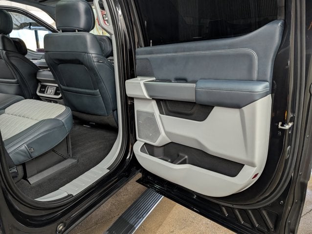 2023 Ford Super Duty F-350 DRW Limited