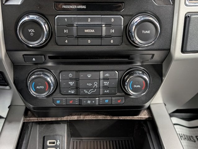 2018 Ford Super Duty F-450 DRW LARIAT