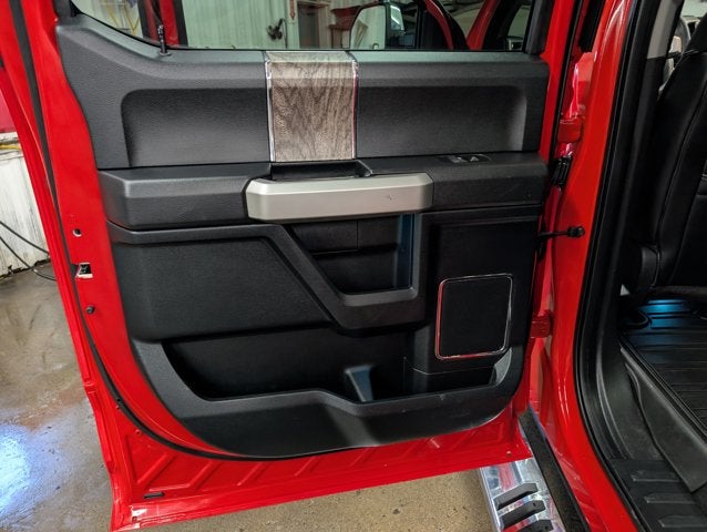 2018 Ford Super Duty F-450 DRW LARIAT