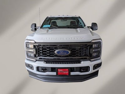 2025 Ford Super Duty F-350 SRW F-350® XL
