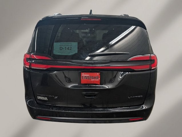 2025 Chrysler Pacifica Limited
