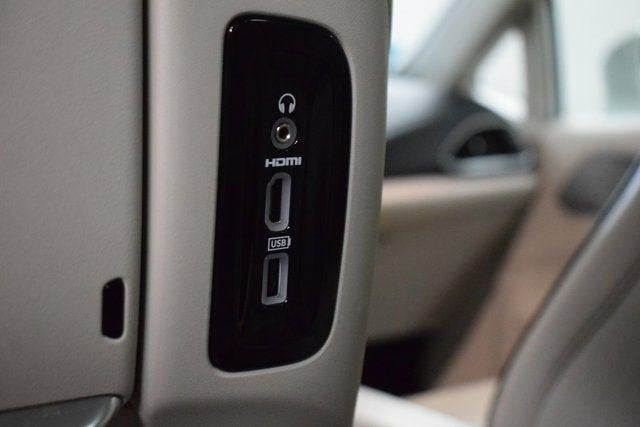 2017 Chrysler Pacifica Hybrid Platinum