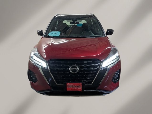 2021 Nissan Kicks SR