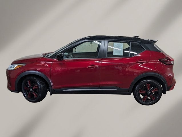 2021 Nissan Kicks SR